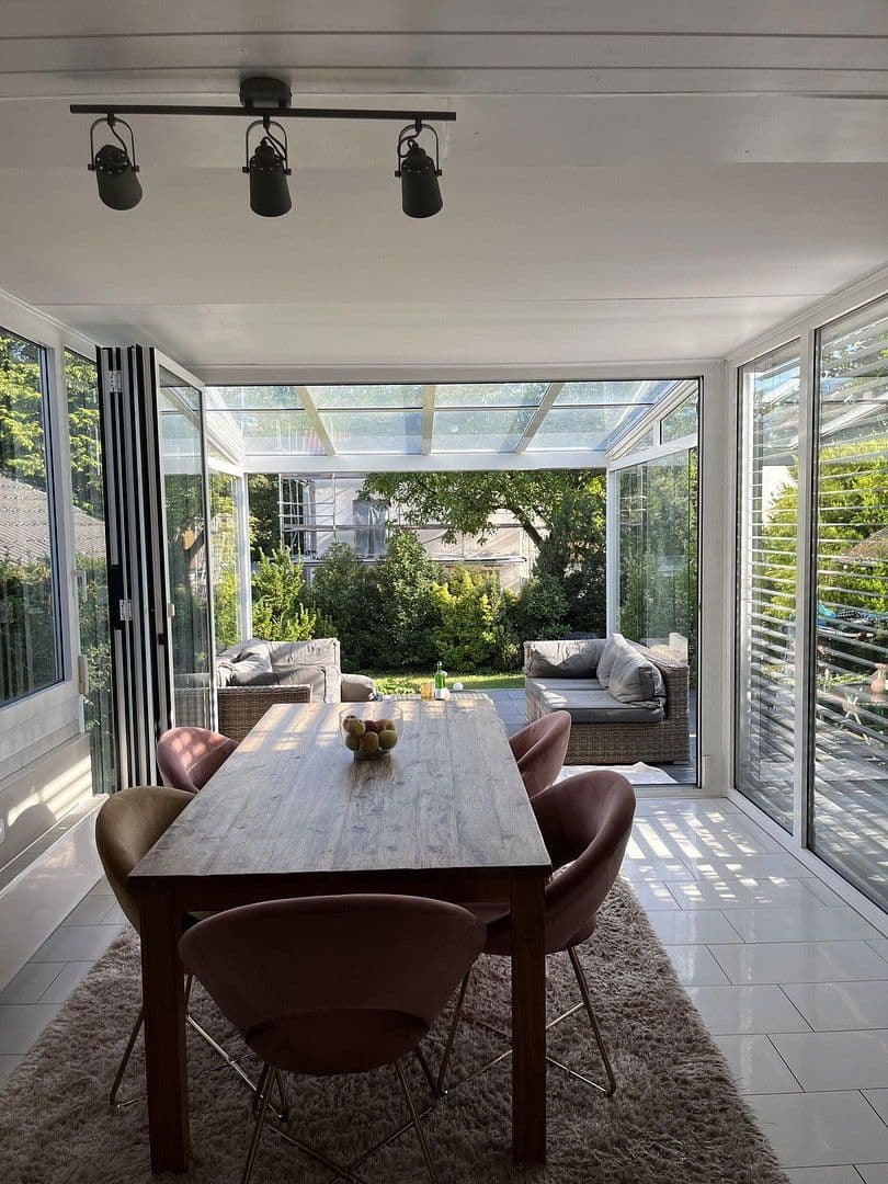 Prodej domu 161 m², pozemek 608 m², Hattersheim am Main, Hessen Prodej domu 161 m², pozemek 608 m², Hattersheim am Main, Hessen