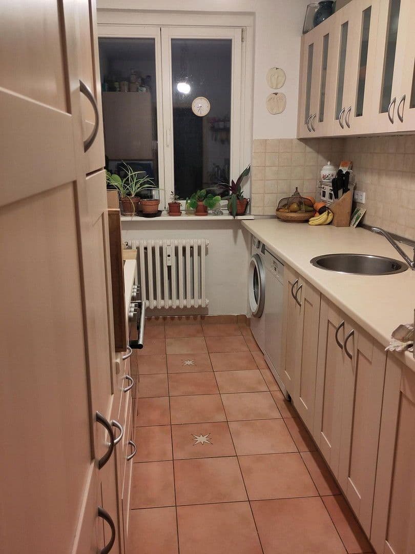 Prodej bytu 3+1 67 m², Berlin, Berlín Prodej bytu 3+1 67 m², Berlin, Berlín