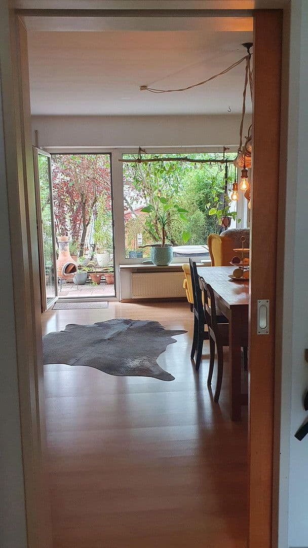 Prodej domu 125 m², pozemek 235 m², Schwarzenbruck, Bavorsko Prodej domu 125 m², pozemek 235 m², Schwarzenbruck, Bavorsko