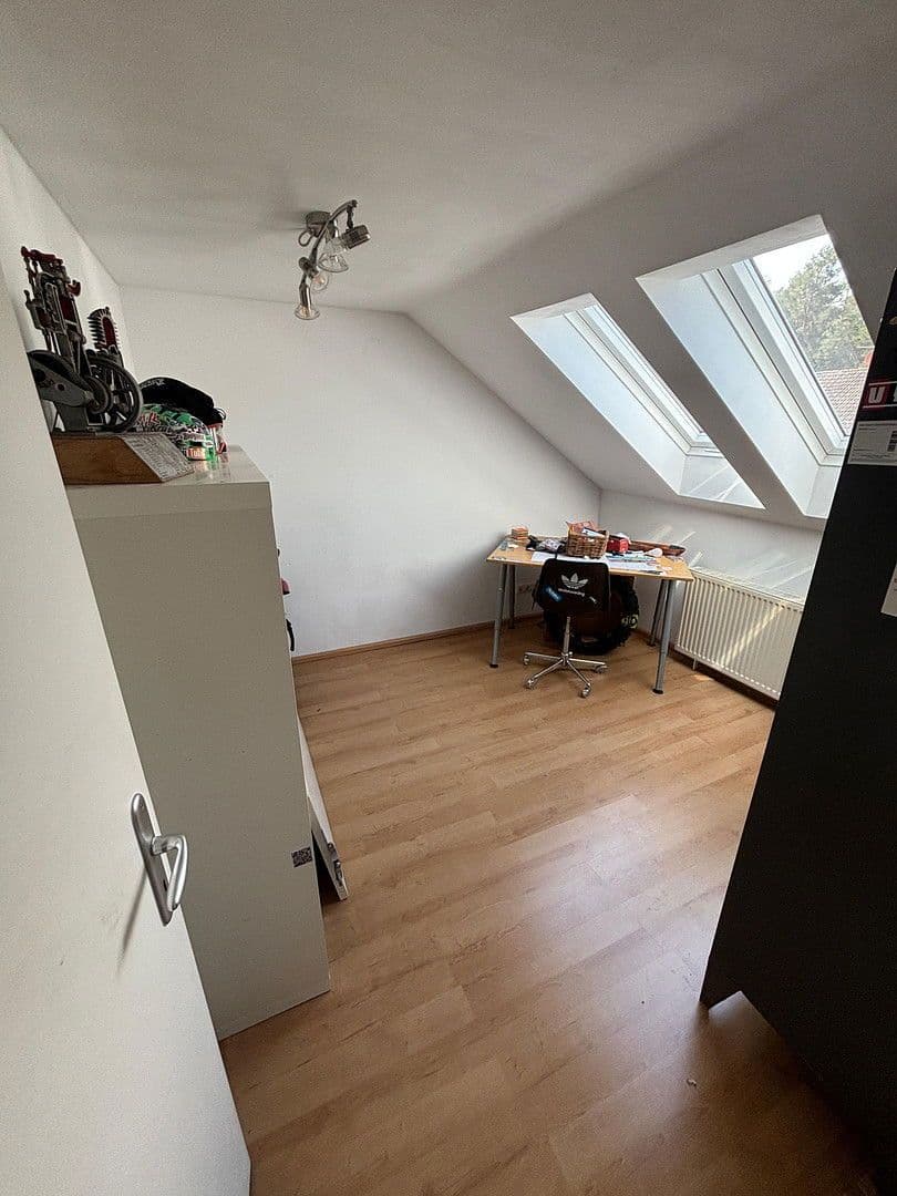 Prodej domu 125 m², pozemek 235 m², Schwarzenbruck, Bavorsko Prodej domu 125 m², pozemek 235 m², Schwarzenbruck, Bavorsko