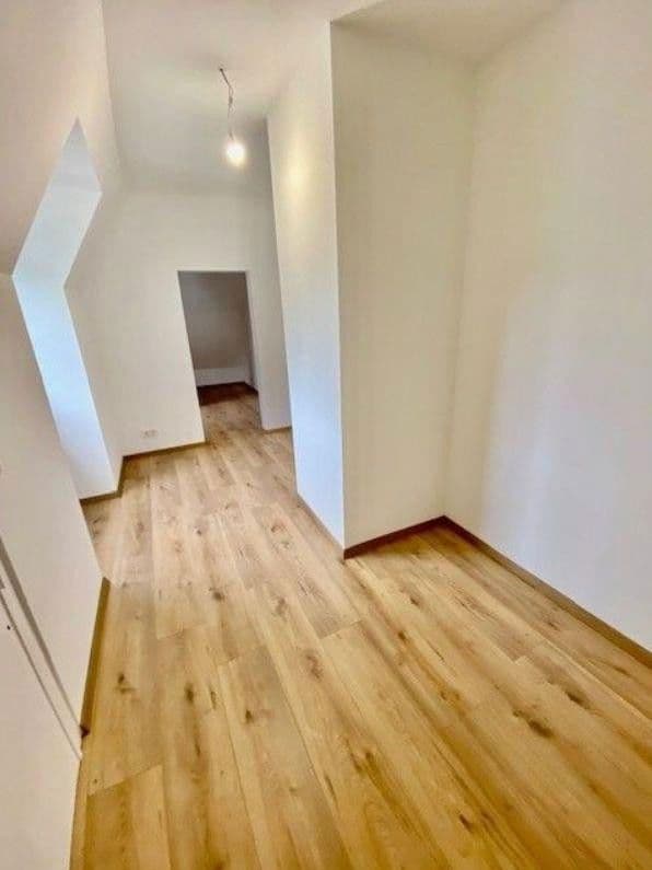 Pronájem bytu 15 m², Straße der Republik 23, Wiesbaden, Hessen Pronájem bytu 15 m², Straße der Republik 23, Wiesbaden, Hessen