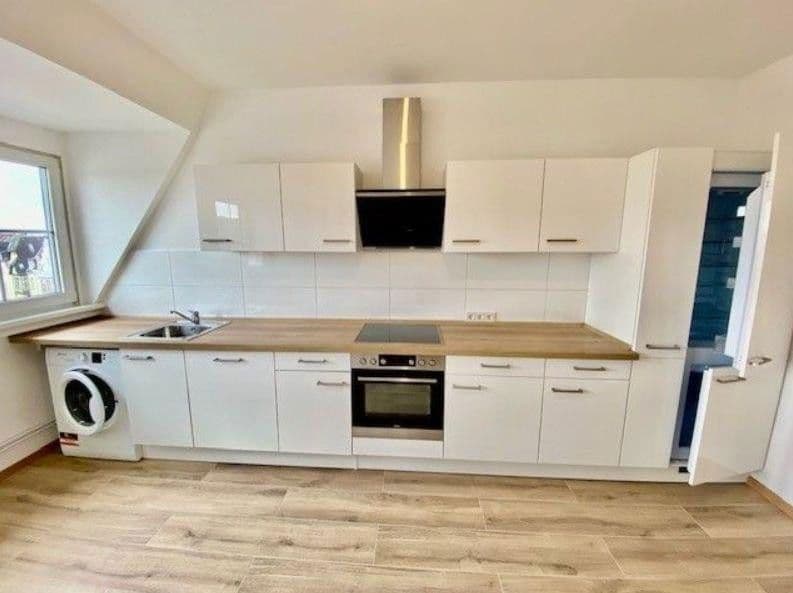 Pronájem bytu 15 m², Straße der Republik 23, Wiesbaden, Hessen Pronájem bytu 15 m², Straße der Republik 23, Wiesbaden, Hessen