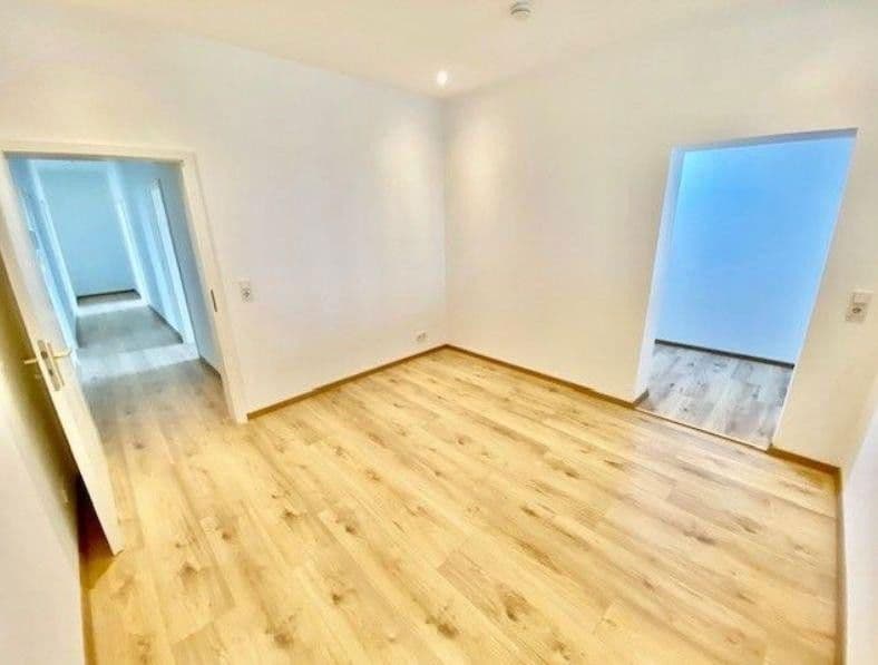 Pronájem bytu 15 m², Straße der Republik 23, Wiesbaden, Hessen Pronájem bytu 15 m², Straße der Republik 23, Wiesbaden, Hessen