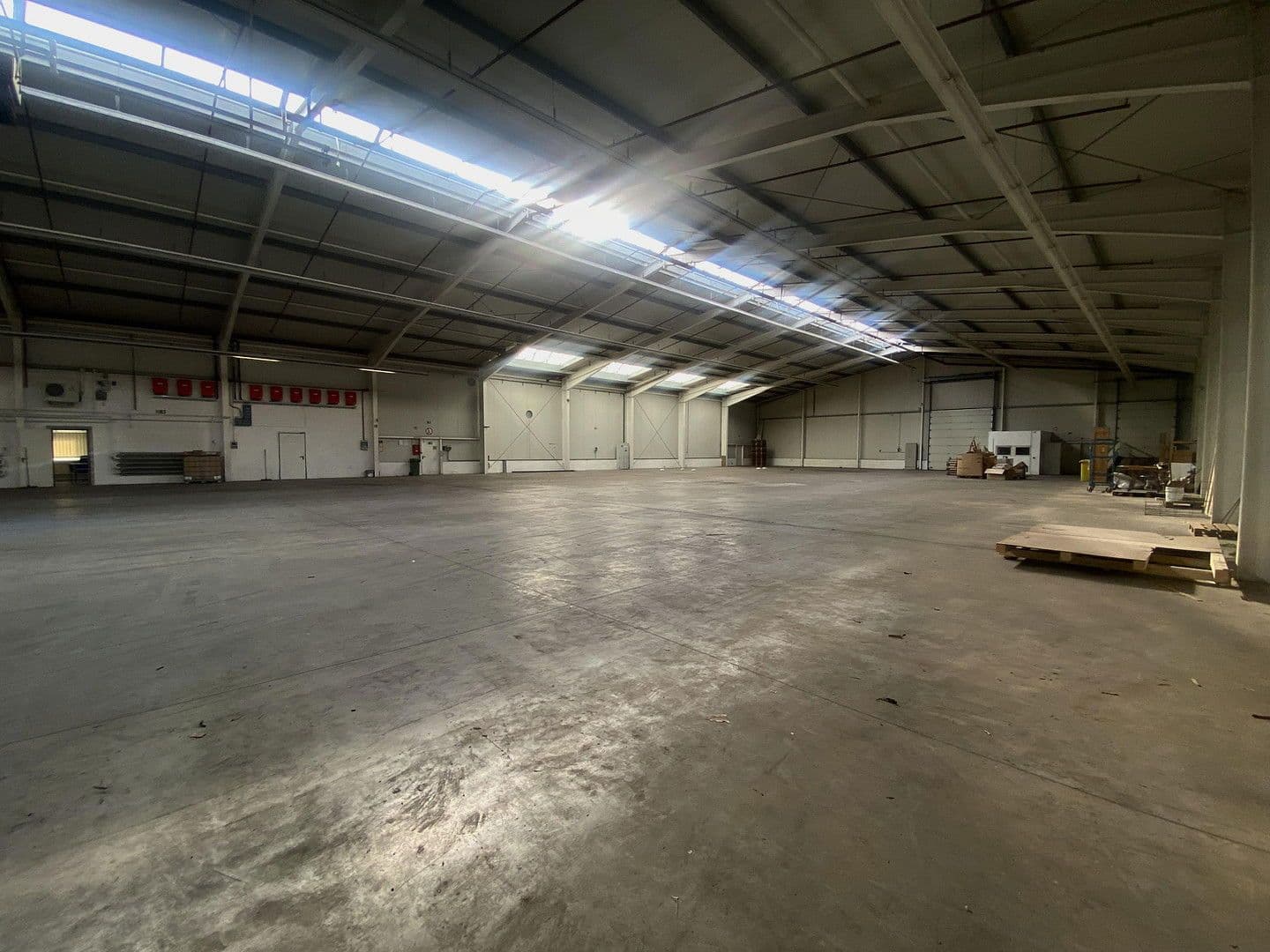 Pronájem nebytového prostoru 2.267 m², Daimlerstraße 5-8, Hörstel, Severní Porýní-Vestfálsko Pronájem nebytového prostoru 2.267 m², Daimlerstraße 5-8, Hörstel, Severní Porýní-Vestfálsko