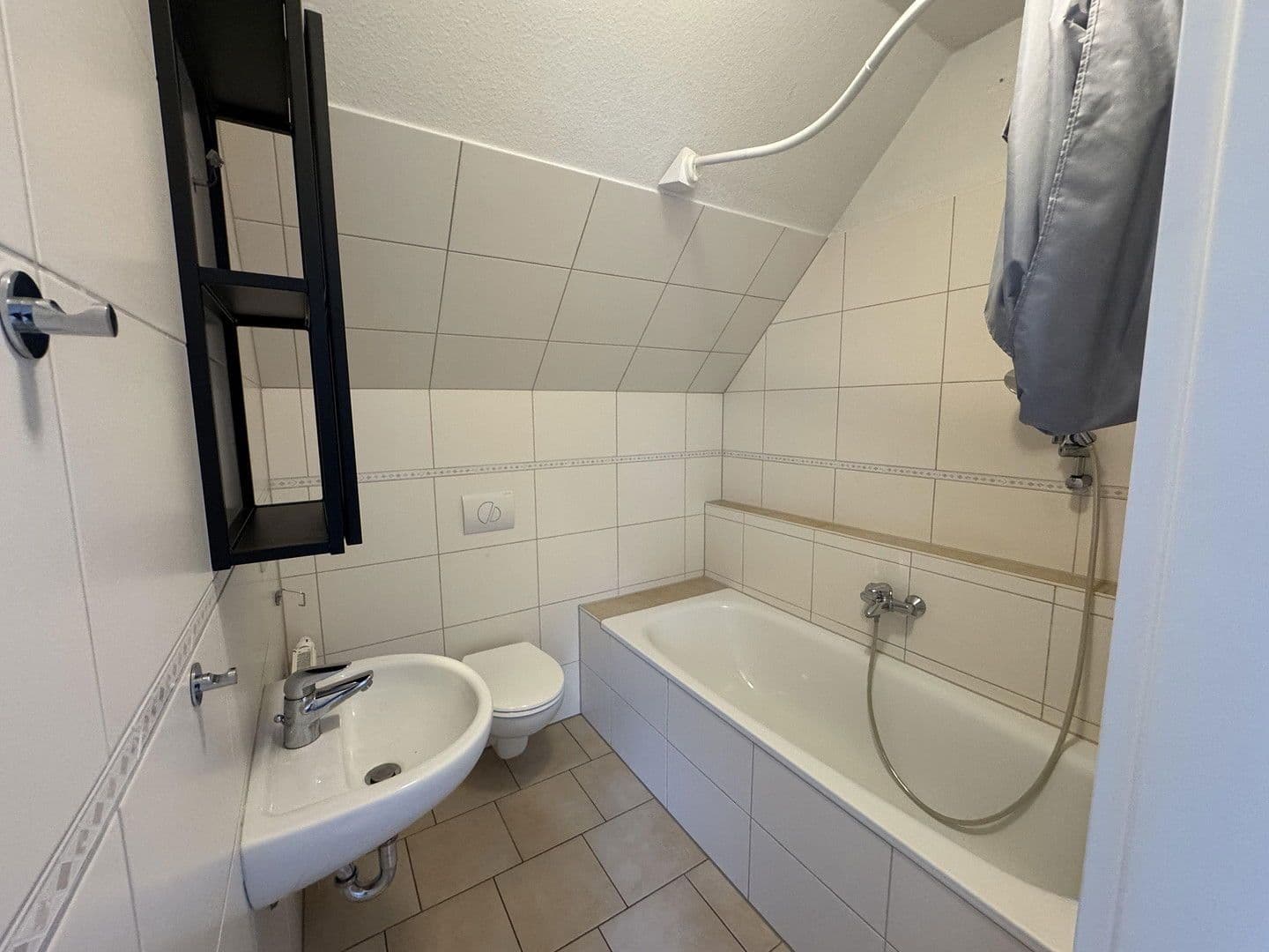 Pronájem bytu 3+1 74 m², Friedhofstraße 10, Hamburg, Hamburg Pronájem bytu 3+1 74 m², Friedhofstraße 10, Hamburg, Hamburg