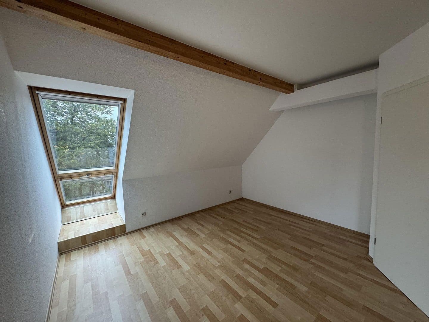 Pronájem bytu 3+1 74 m², Friedhofstraße 10, Hamburg, Hamburg Pronájem bytu 3+1 74 m², Friedhofstraße 10, Hamburg, Hamburg