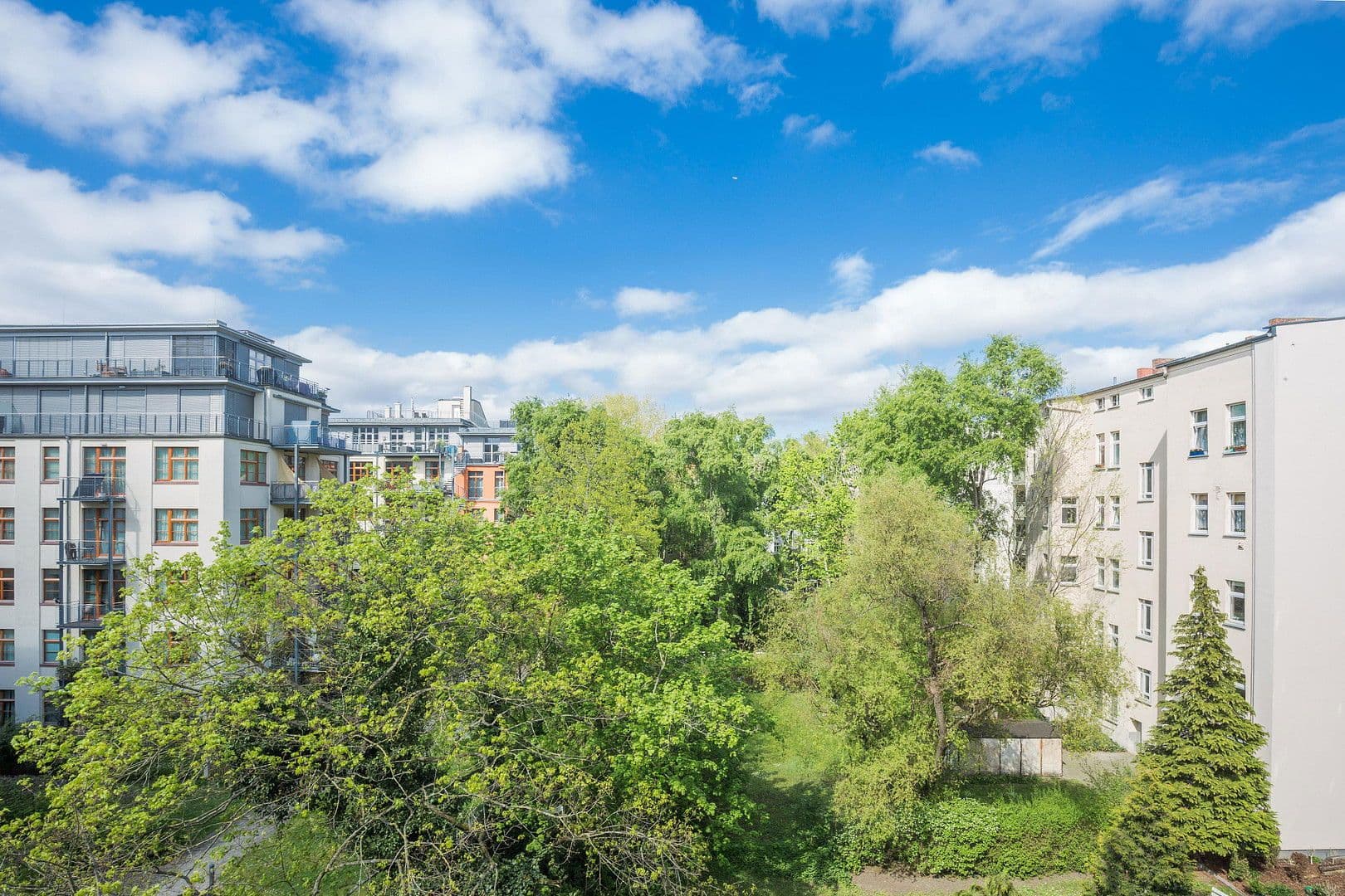 Prodej bytu 3+1 80 m², Berlin, Berlín Prodej bytu 3+1 80 m², Berlin, Berlín