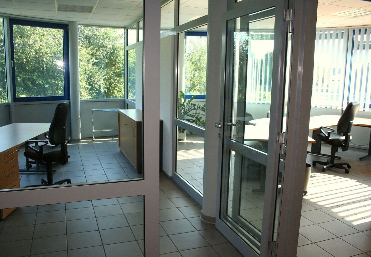 Pronájem nebytového prostoru 13.000 m², Kugelbreite 30, Salzkotten, Severní Porýní-Vestfálsko Pronájem nebytového prostoru 13.000 m², Kugelbreite 30, Salzkotten, Severní Porýní-Vestfálsko