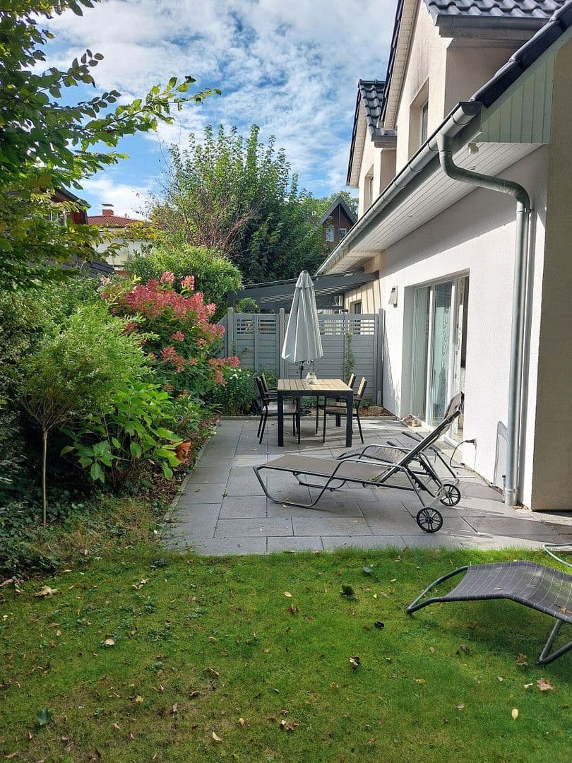 Prodej domu 110 m², pozemek 350 m², Hamburg, Hamburg Prodej domu 110 m², pozemek 350 m², Hamburg, Hamburg