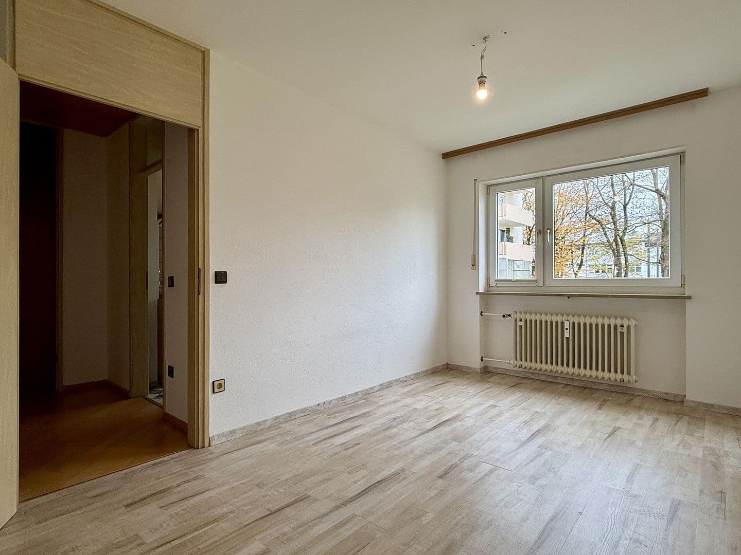 Pronájem bytu 2+1 55 m², Berliner Allee 56, Augsburg, Bavorsko Pronájem bytu 2+1 55 m², Berliner Allee 56, Augsburg, Bavorsko