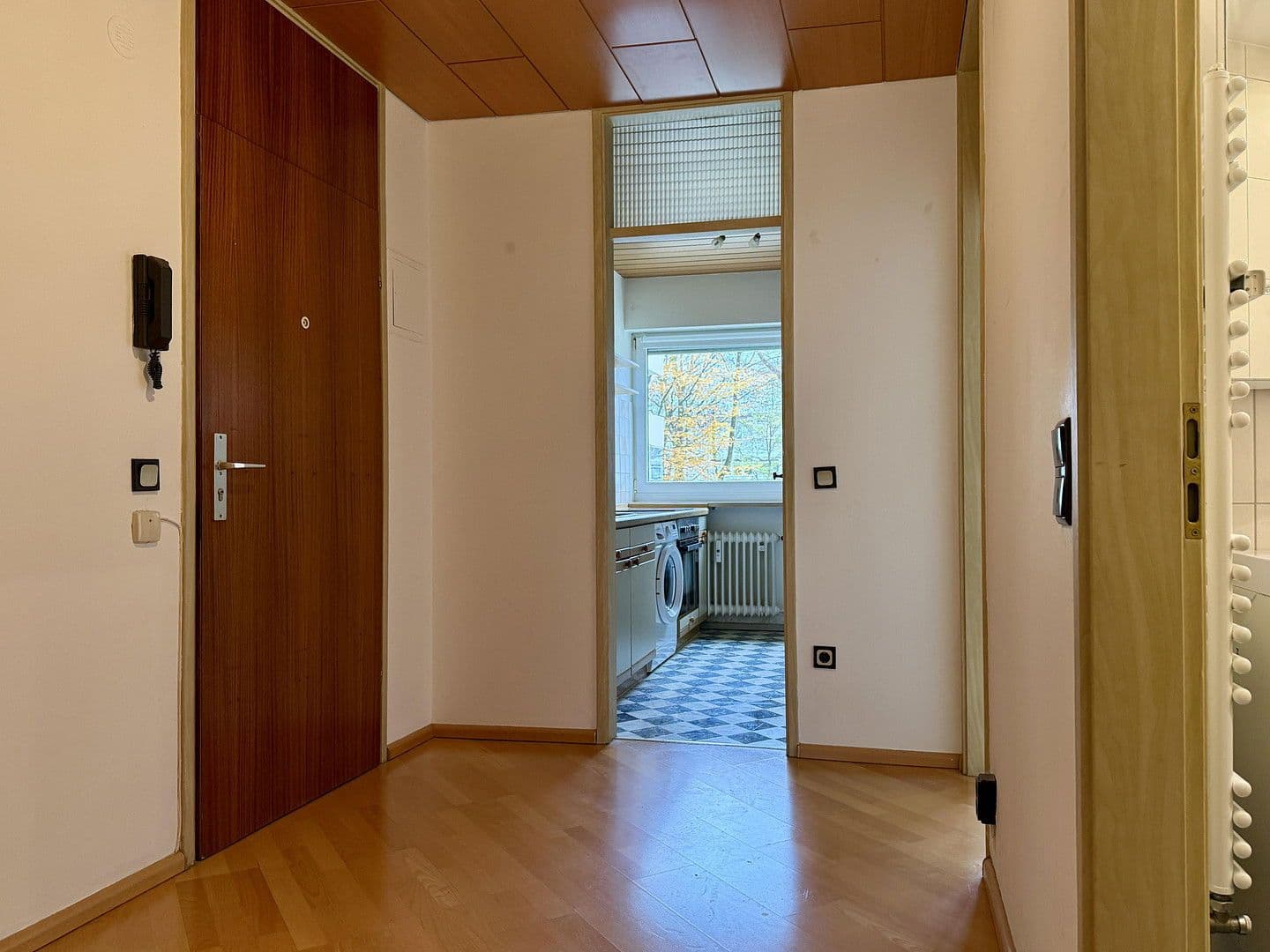 Pronájem bytu 2+1 55 m², Berliner Allee 56, Augsburg, Bavorsko Pronájem bytu 2+1 55 m², Berliner Allee 56, Augsburg, Bavorsko