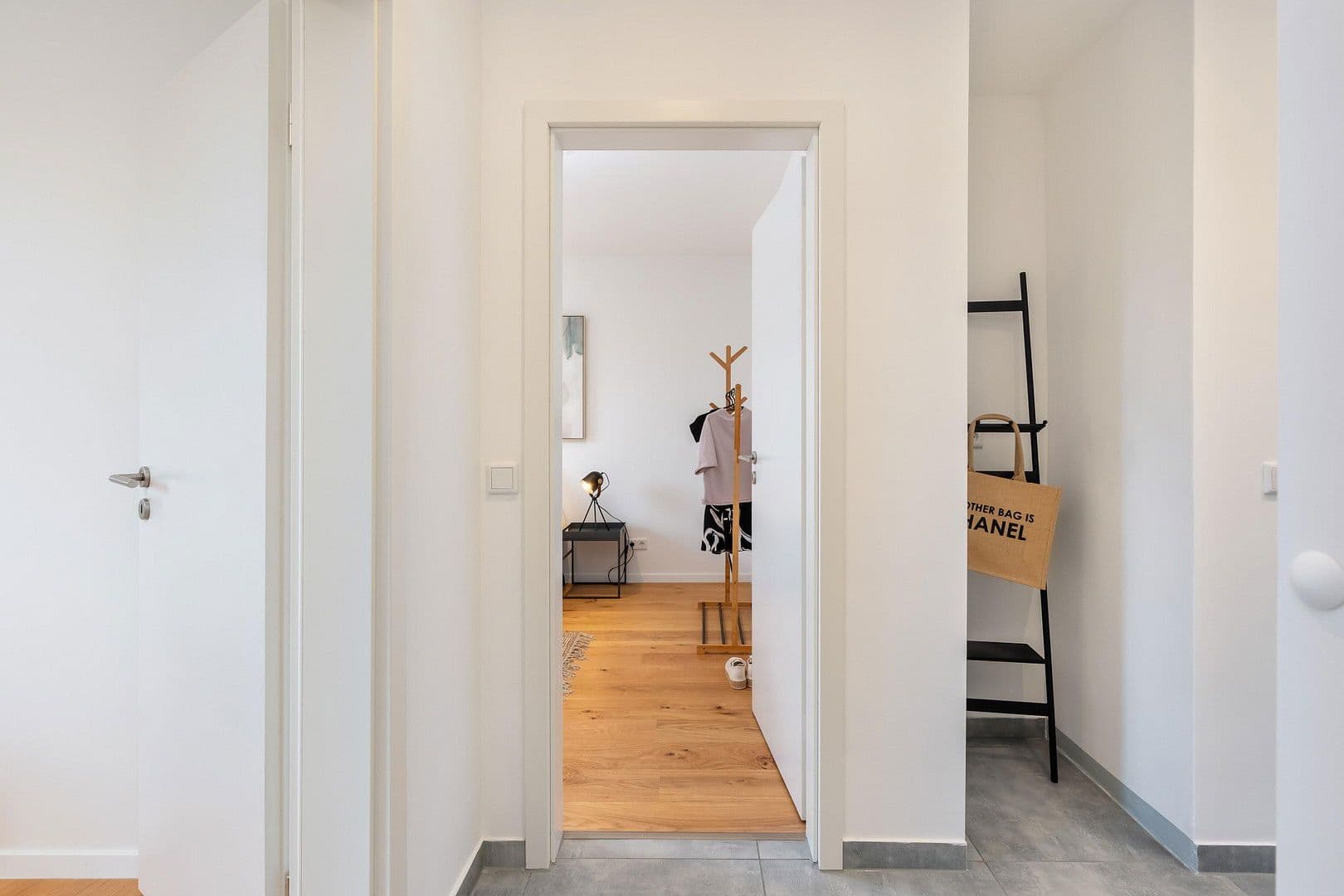 Prodej bytu 3+1 55 m², Köln, Severní Porýní-Vestfálsko Prodej bytu 3+1 55 m², Köln, Severní Porýní-Vestfálsko