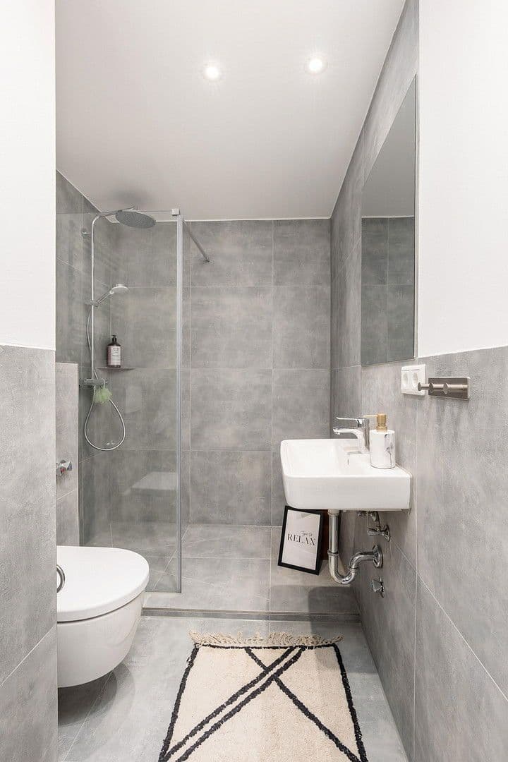 Prodej bytu 3+1 55 m², Köln, Severní Porýní-Vestfálsko Prodej bytu 3+1 55 m², Köln, Severní Porýní-Vestfálsko