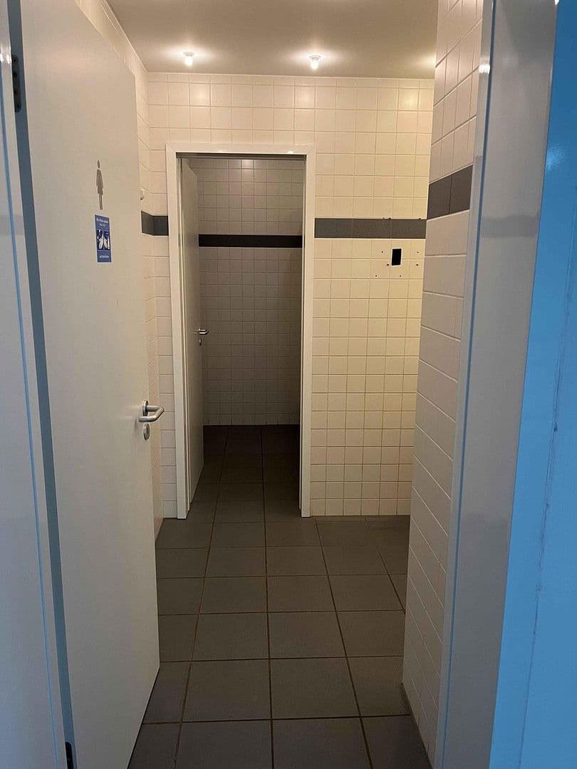 Pronájem kanceláře 1.000 m², Zur Eisernen Hand 27, Mühltal, Hessen Pronájem kanceláře 1.000 m², Zur Eisernen Hand 27, Mühltal, Hessen