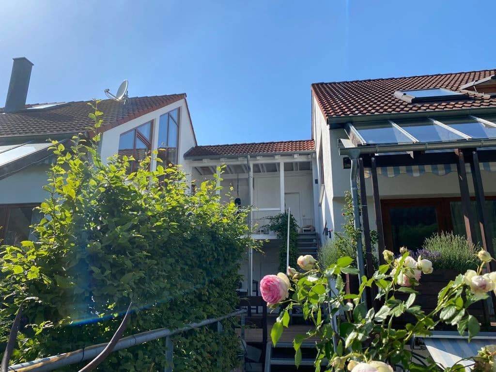 Pronájem domu 158 m², pozemek 245 m², Cleebronn, Bádensko-Württembersko Pronájem domu 158 m², pozemek 245 m², Cleebronn, Bádensko-Württembersko