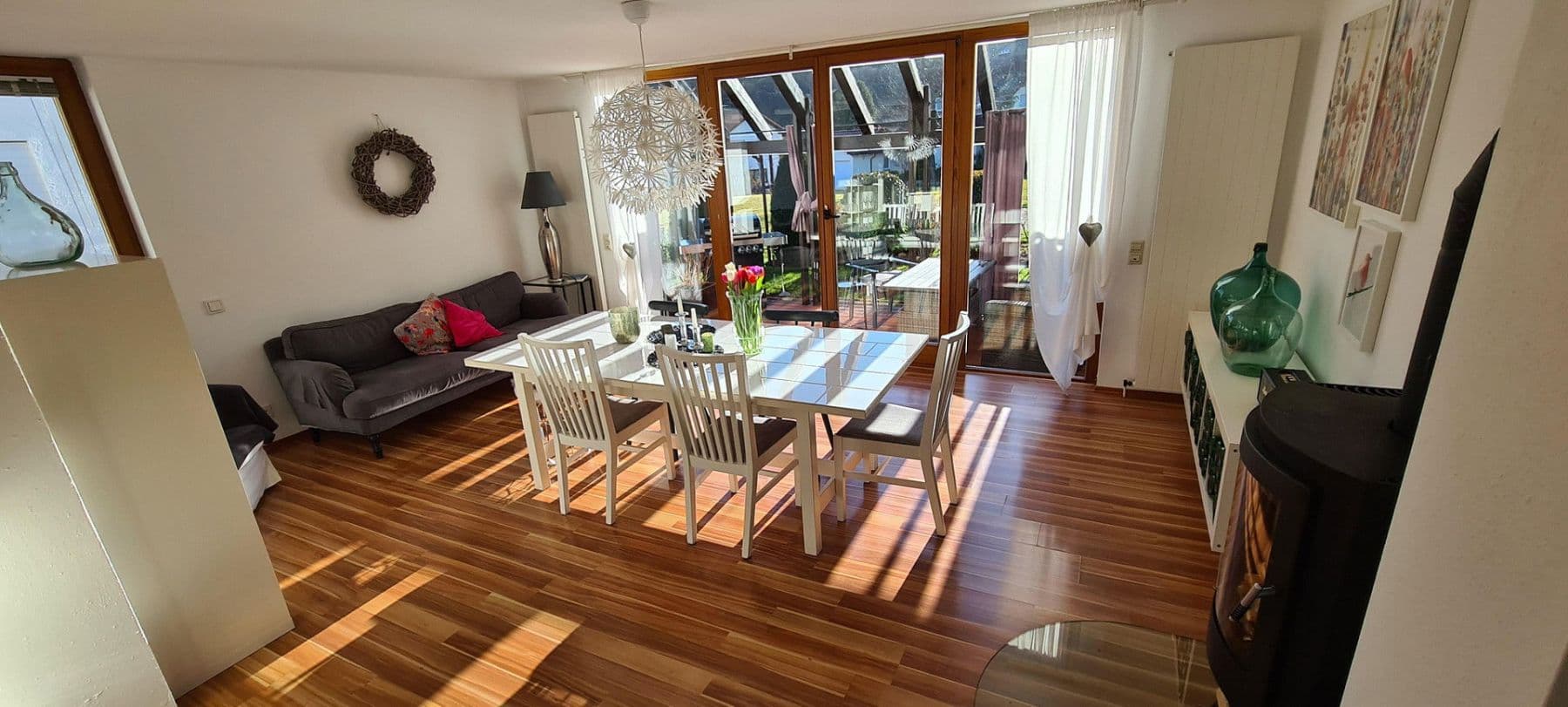 Pronájem domu 158 m², pozemek 245 m², Cleebronn, Bádensko-Württembersko Pronájem domu 158 m², pozemek 245 m², Cleebronn, Bádensko-Württembersko