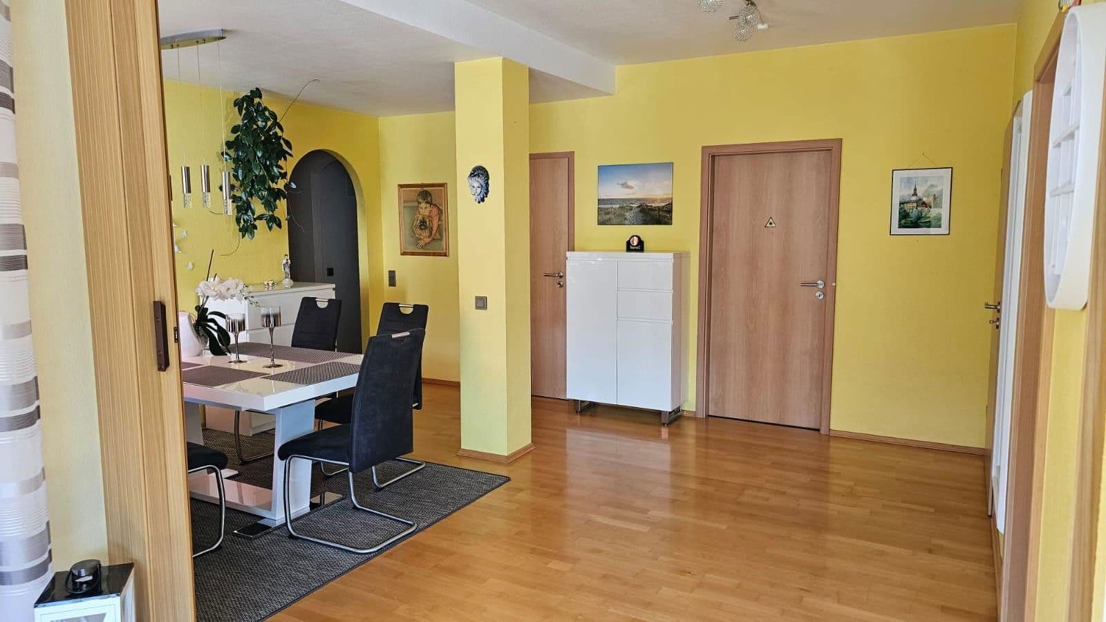 Prodej bytu 4+kk 133 m², Am Mühlwäldle, 12, Baden-Baden Haueneberstein, Bádensko-Württembersko Prodej bytu 4+kk 133 m², Am Mühlwäldle, 12, Baden-Baden Haueneberstein, Bádensko-Württembersko