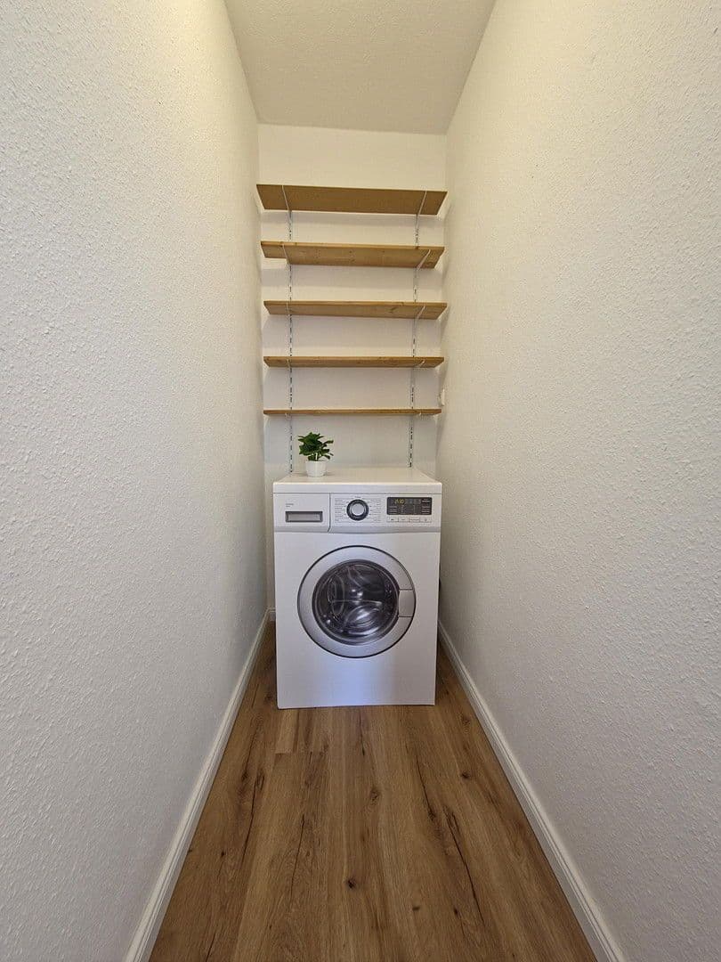 Prodej bytu 3+1 83 m², Harburger Straße 46, Stade, Dolní Sasko Prodej bytu 3+1 83 m², Harburger Straße 46, Stade, Dolní Sasko