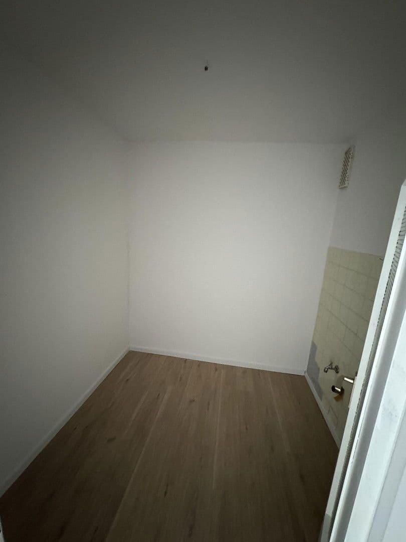 Pronájem bytu 3+1 105 m², Ludwigstraße 72, Wald-Michelbach, Hessen Pronájem bytu 3+1 105 m², Ludwigstraße 72, Wald-Michelbach, Hessen