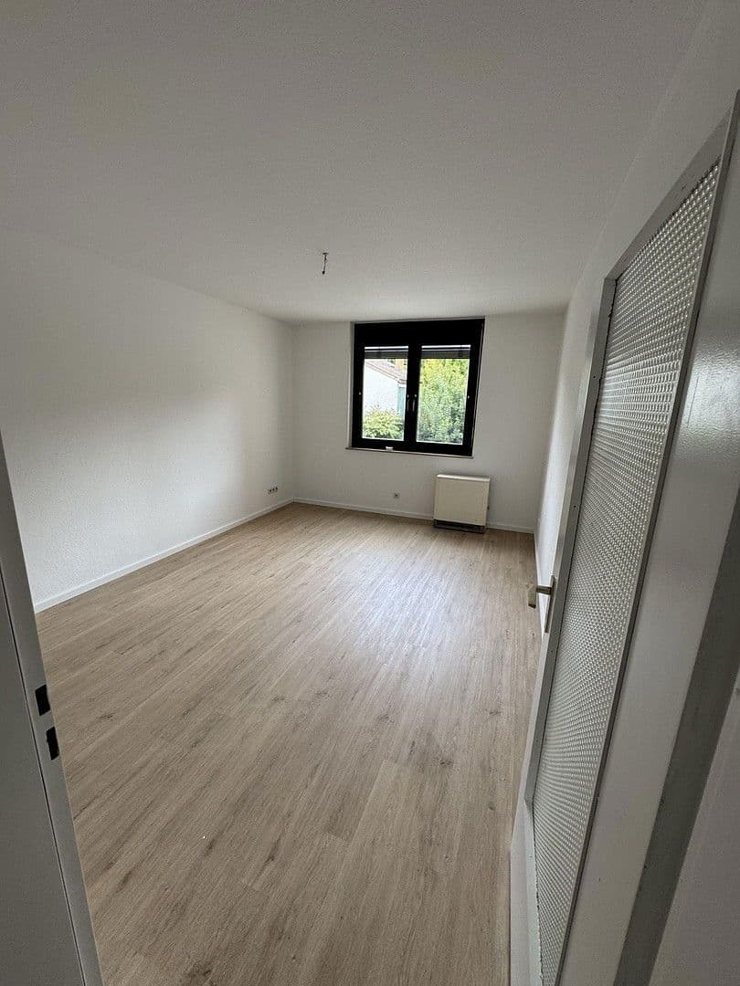 Pronájem bytu 3+1 105 m², Ludwigstraße 72, Wald-Michelbach, Hessen Pronájem bytu 3+1 105 m², Ludwigstraße 72, Wald-Michelbach, Hessen