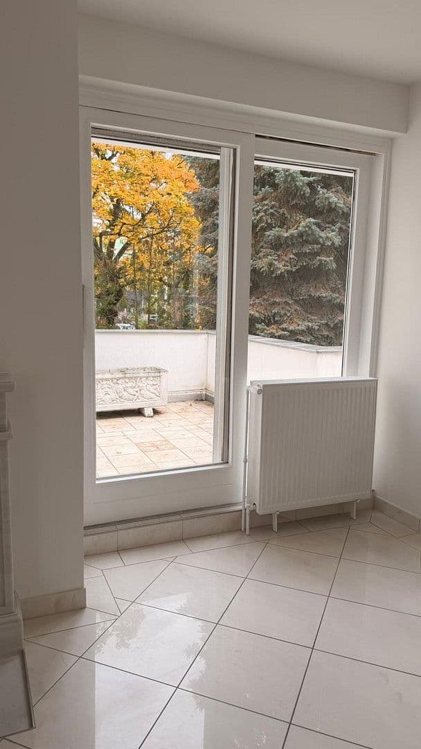 Pronájem bytu 3+1 121 m², Berlin, Berlín Pronájem bytu 3+1 121 m², Berlin, Berlín