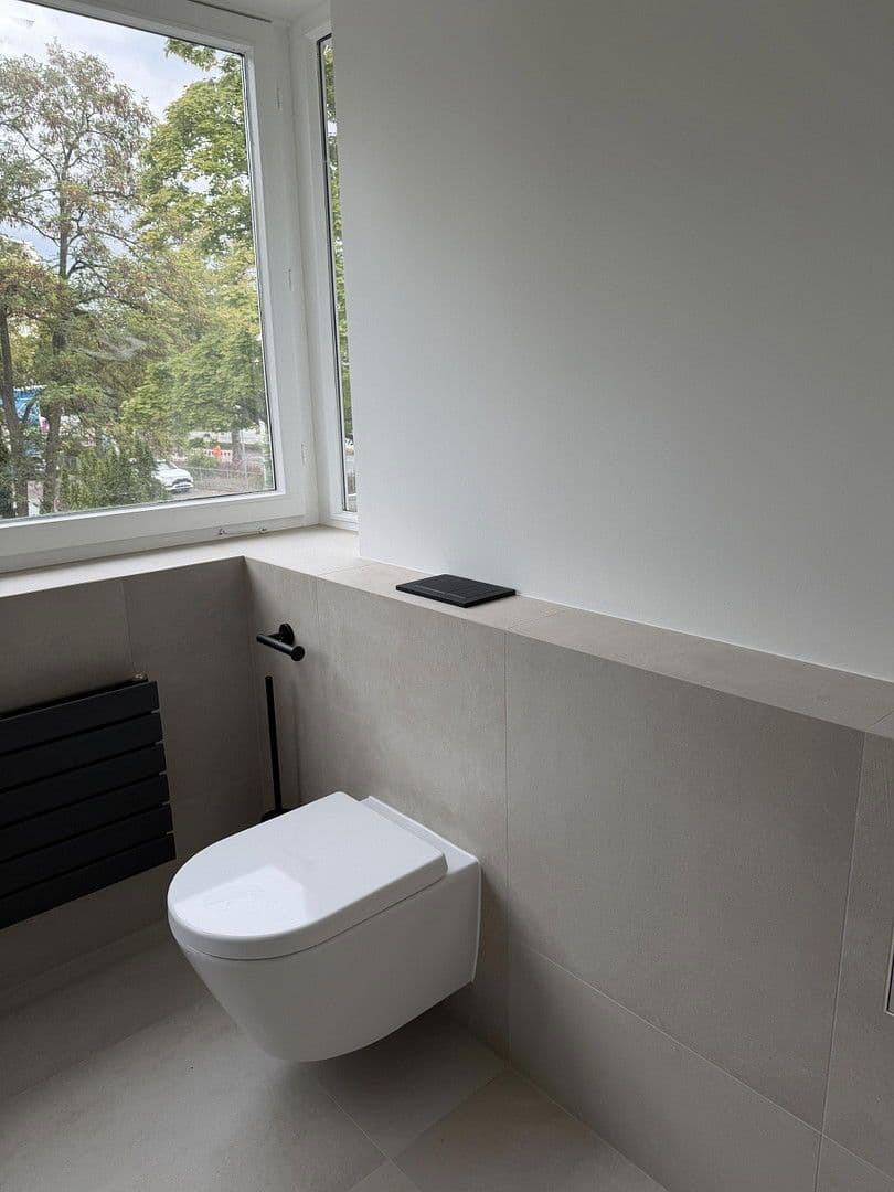 Pronájem bytu 3+1 121 m², Berlin, Berlín Pronájem bytu 3+1 121 m², Berlin, Berlín