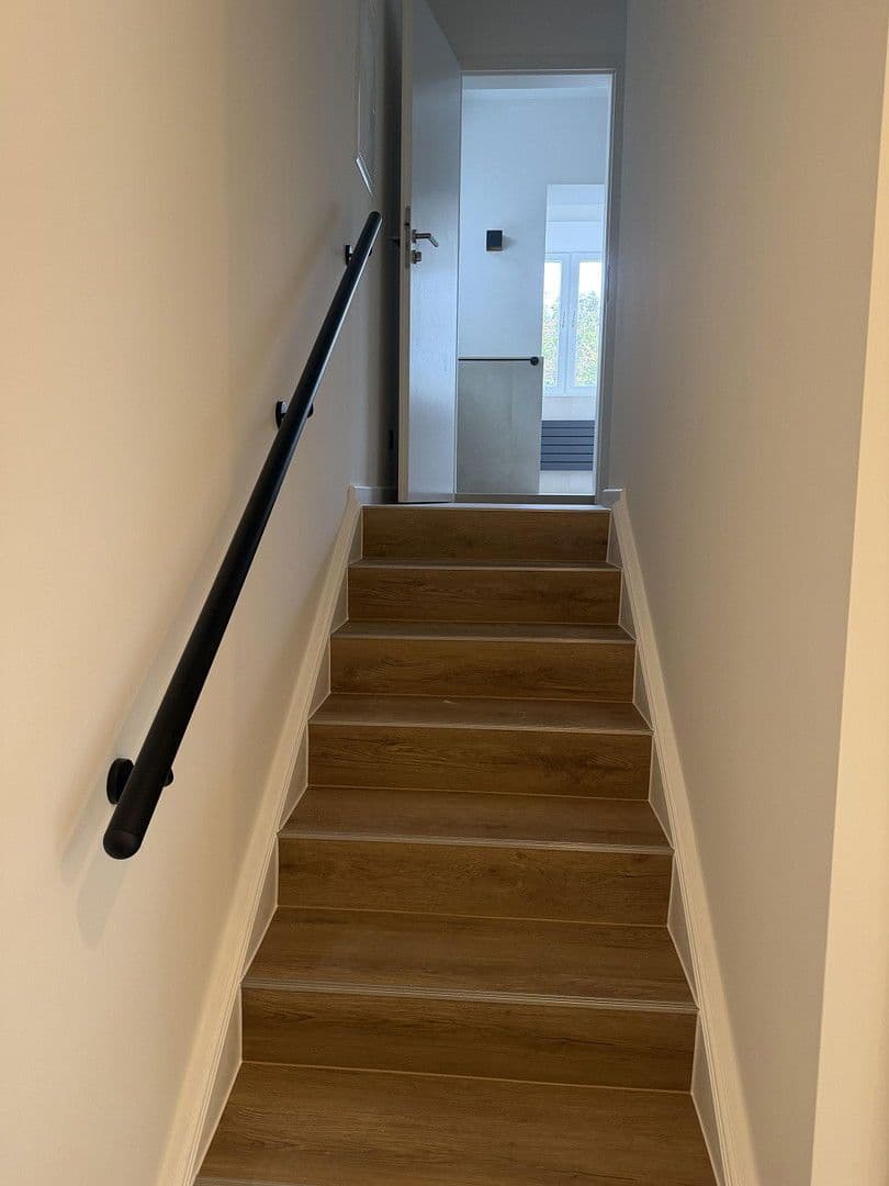 Pronájem bytu 3+1 121 m², Berlin, Berlín Pronájem bytu 3+1 121 m², Berlin, Berlín