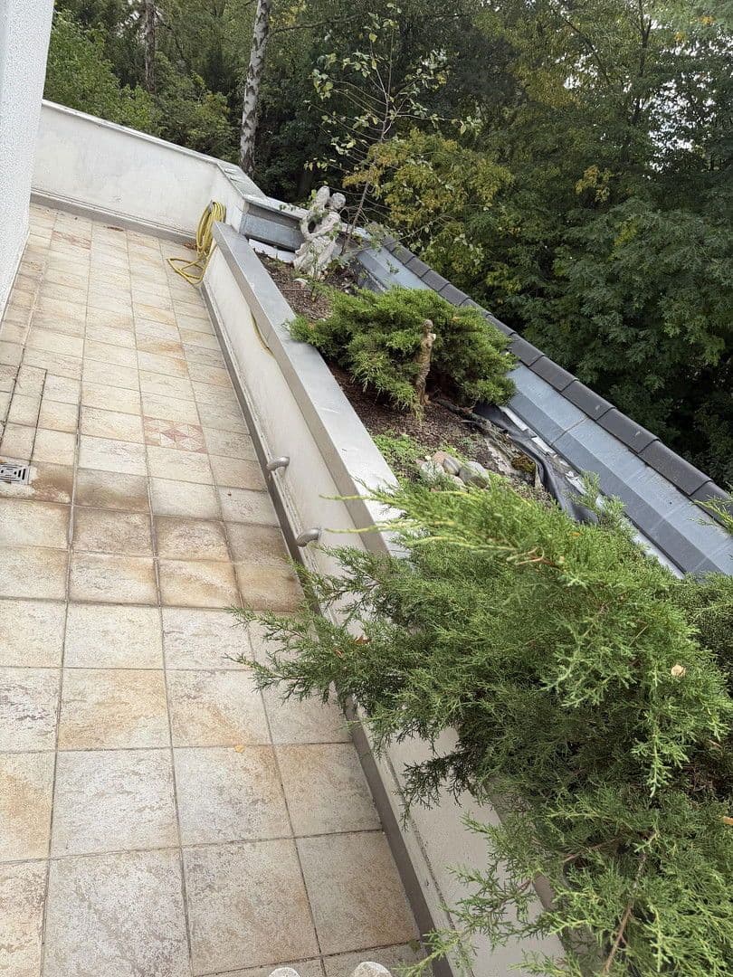 Pronájem bytu 3+1 121 m², Berlin, Berlín Pronájem bytu 3+1 121 m², Berlin, Berlín