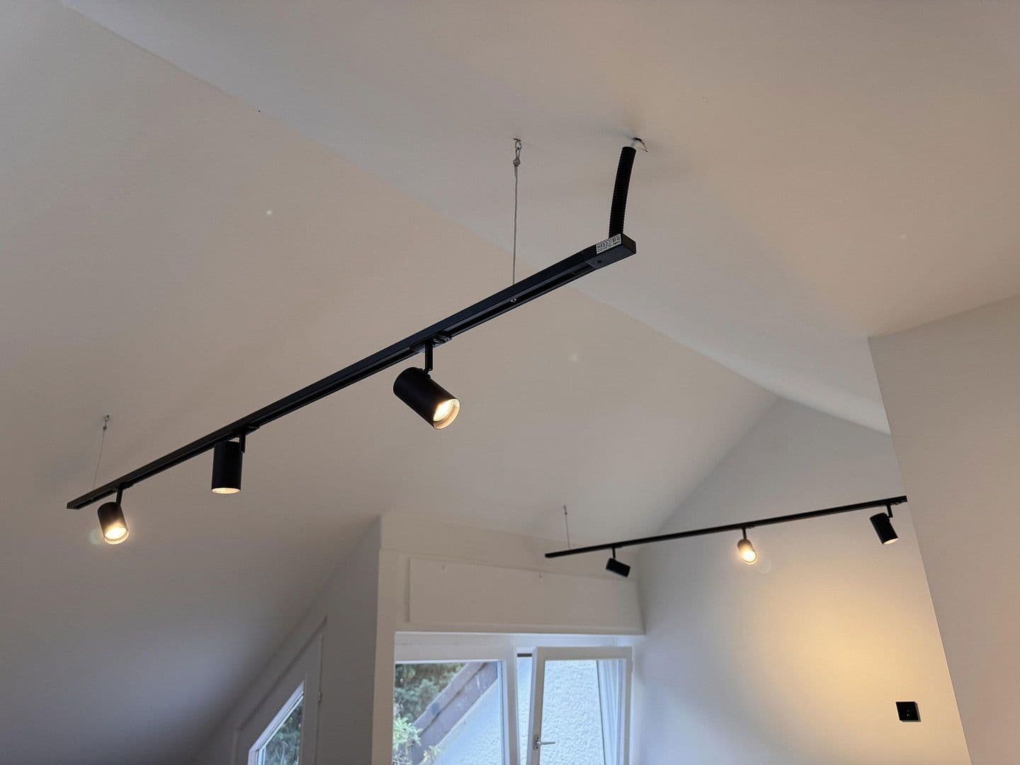 Pronájem bytu 3+1 121 m², Berlin, Berlín Pronájem bytu 3+1 121 m², Berlin, Berlín