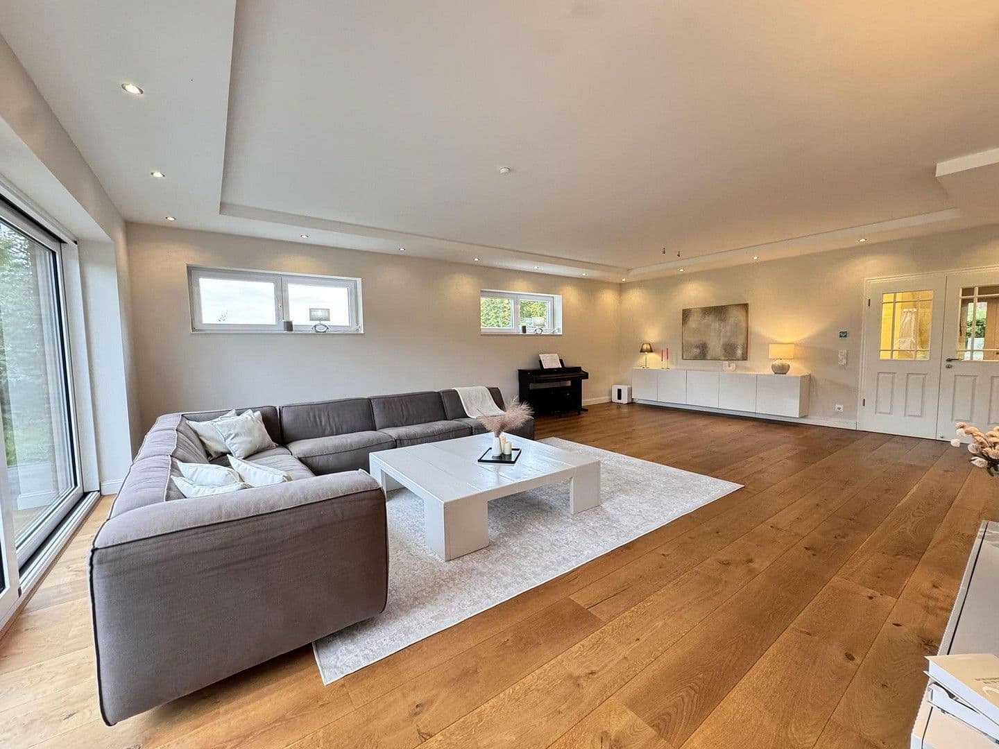 Prodej domu 280 m², pozemek 2.360 m², Börnsen, Šlesvicko-Holštýnsko Prodej domu 280 m², pozemek 2.360 m², Börnsen, Šlesvicko-Holštýnsko