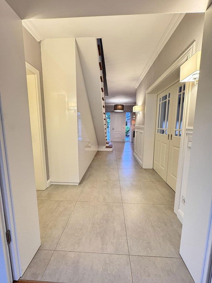 Prodej domu 280 m², pozemek 2.360 m², Börnsen, Šlesvicko-Holštýnsko Prodej domu 280 m², pozemek 2.360 m², Börnsen, Šlesvicko-Holštýnsko