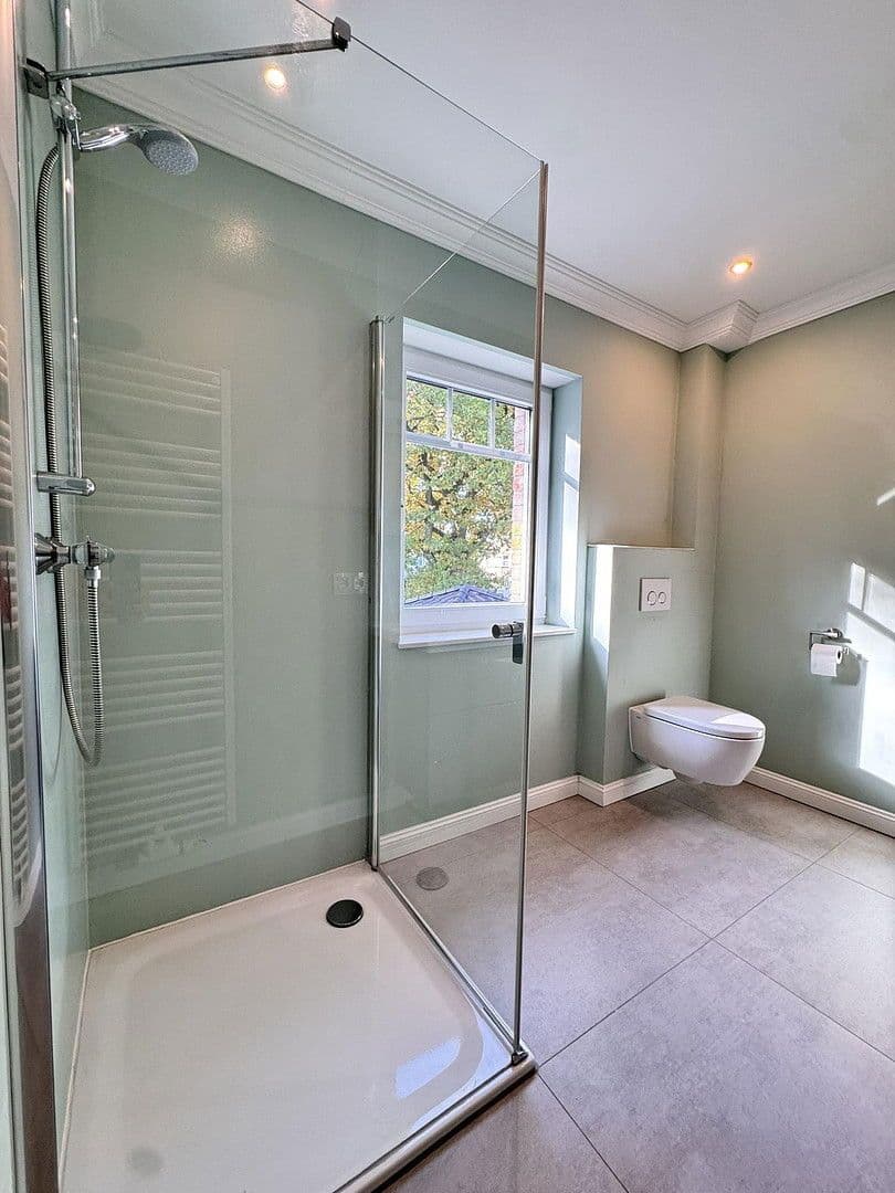 Prodej domu 280 m², pozemek 2.360 m², Börnsen, Šlesvicko-Holštýnsko Prodej domu 280 m², pozemek 2.360 m², Börnsen, Šlesvicko-Holštýnsko