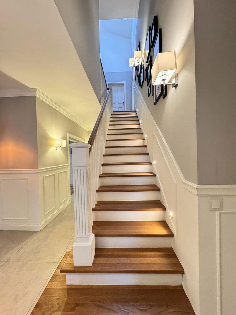 Prodej domu 280 m², pozemek 2.360 m², Börnsen, Šlesvicko-Holštýnsko Prodej domu 280 m², pozemek 2.360 m², Börnsen, Šlesvicko-Holštýnsko