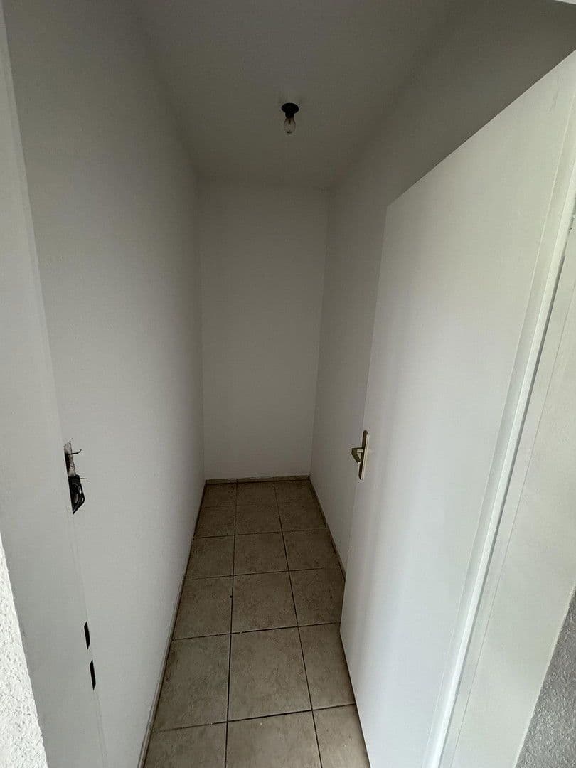 Pronájem bytu 3+1 100 m², Ludwigstraße 72, Wald-Michelbach, Hessen Pronájem bytu 3+1 100 m², Ludwigstraße 72, Wald-Michelbach, Hessen