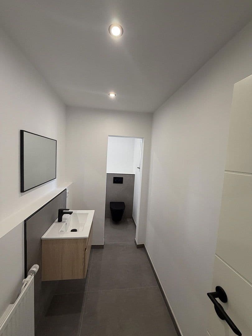 Pronájem nebytového prostoru 190 m², Daniel-Häberelstr. 18, Kaiserslautern, Porýní-Falc Pronájem nebytového prostoru 190 m², Daniel-Häberelstr. 18, Kaiserslautern, Porýní-Falc