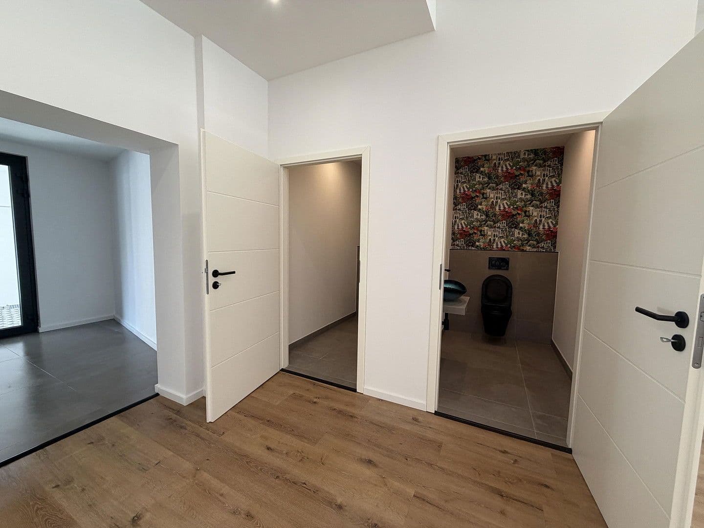 Pronájem nebytového prostoru 190 m², Daniel-Häberelstr. 18, Kaiserslautern, Porýní-Falc Pronájem nebytového prostoru 190 m², Daniel-Häberelstr. 18, Kaiserslautern, Porýní-Falc