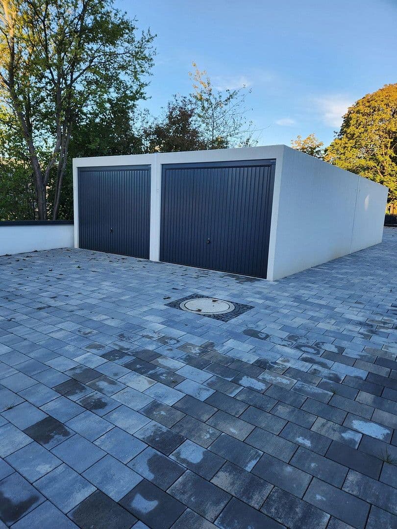 Pronájem bytu 1+1 15 m², Kilihofstr. 2a, München, Bavorsko Pronájem bytu 1+1 15 m², Kilihofstr. 2a, München, Bavorsko