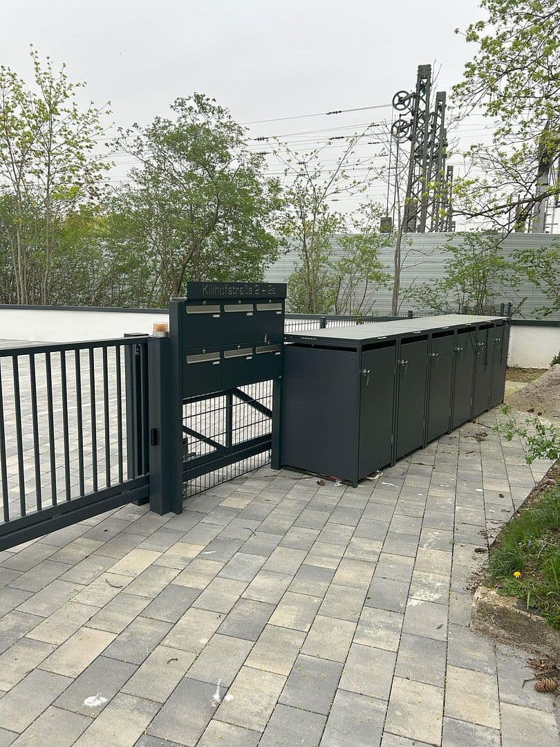 Pronájem bytu 1+1 15 m², Kilihofstr. 2a, München, Bavorsko Pronájem bytu 1+1 15 m², Kilihofstr. 2a, München, Bavorsko