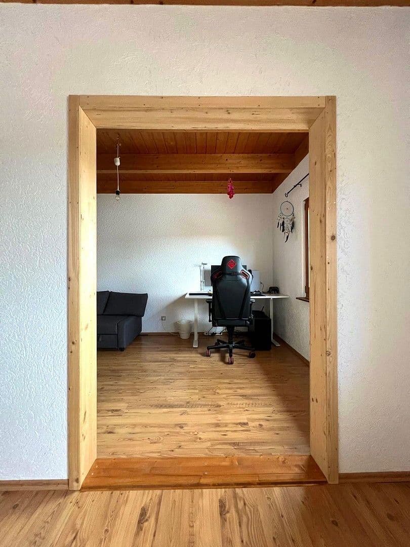 Prodej domu 191 m², pozemek 714 m², Kraichtal, Bádensko-Württembersko Prodej domu 191 m², pozemek 714 m², Kraichtal, Bádensko-Württembersko