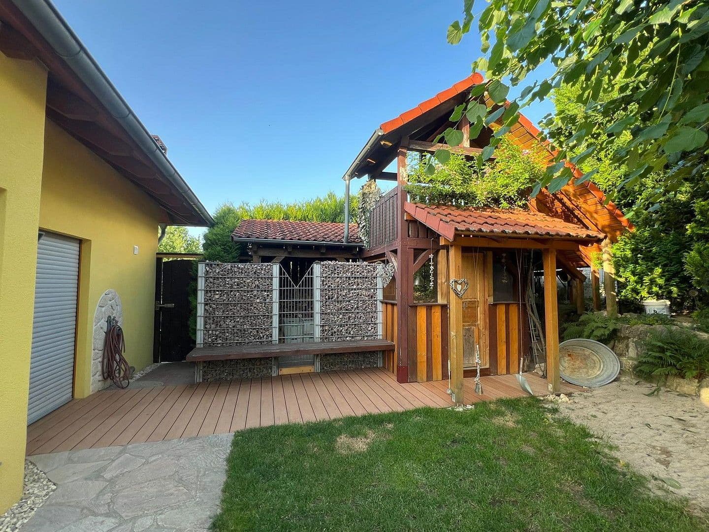 Prodej domu 191 m², pozemek 714 m², Kraichtal, Bádensko-Württembersko Prodej domu 191 m², pozemek 714 m², Kraichtal, Bádensko-Württembersko