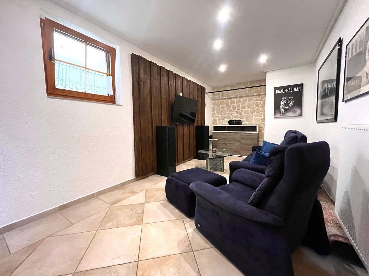 Prodej domu 191 m², pozemek 714 m², Kraichtal, Bádensko-Württembersko Prodej domu 191 m², pozemek 714 m², Kraichtal, Bádensko-Württembersko