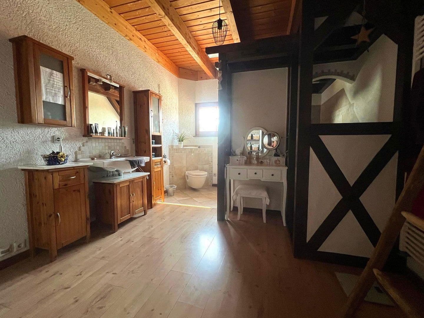 Prodej domu 191 m², pozemek 714 m², Kraichtal, Bádensko-Württembersko Prodej domu 191 m², pozemek 714 m², Kraichtal, Bádensko-Württembersko