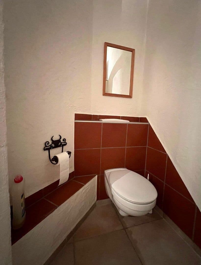 Prodej domu 191 m², pozemek 714 m², Kraichtal, Bádensko-Württembersko Prodej domu 191 m², pozemek 714 m², Kraichtal, Bádensko-Württembersko