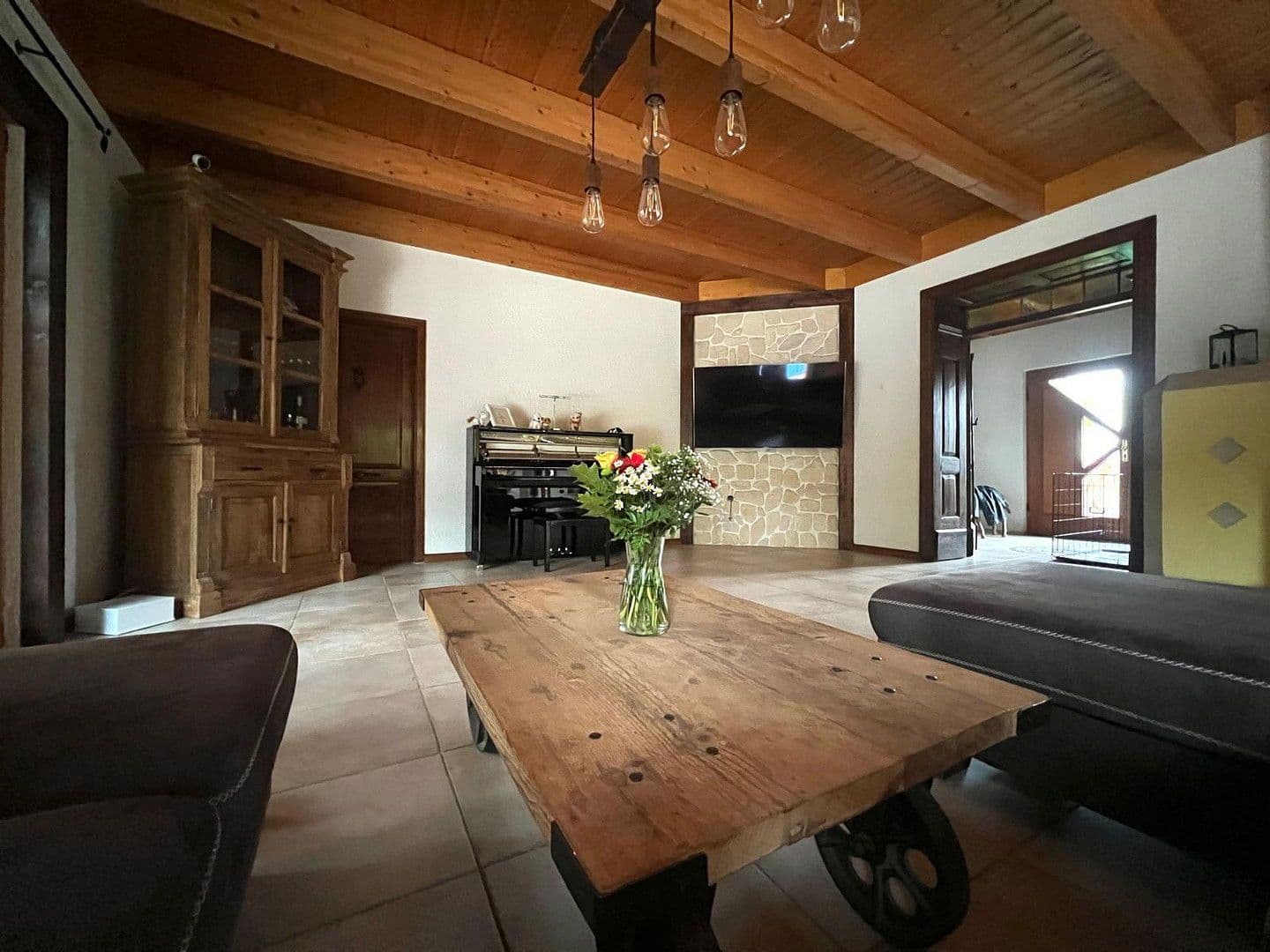 Prodej domu 191 m², pozemek 714 m², Kraichtal, Bádensko-Württembersko Prodej domu 191 m², pozemek 714 m², Kraichtal, Bádensko-Württembersko