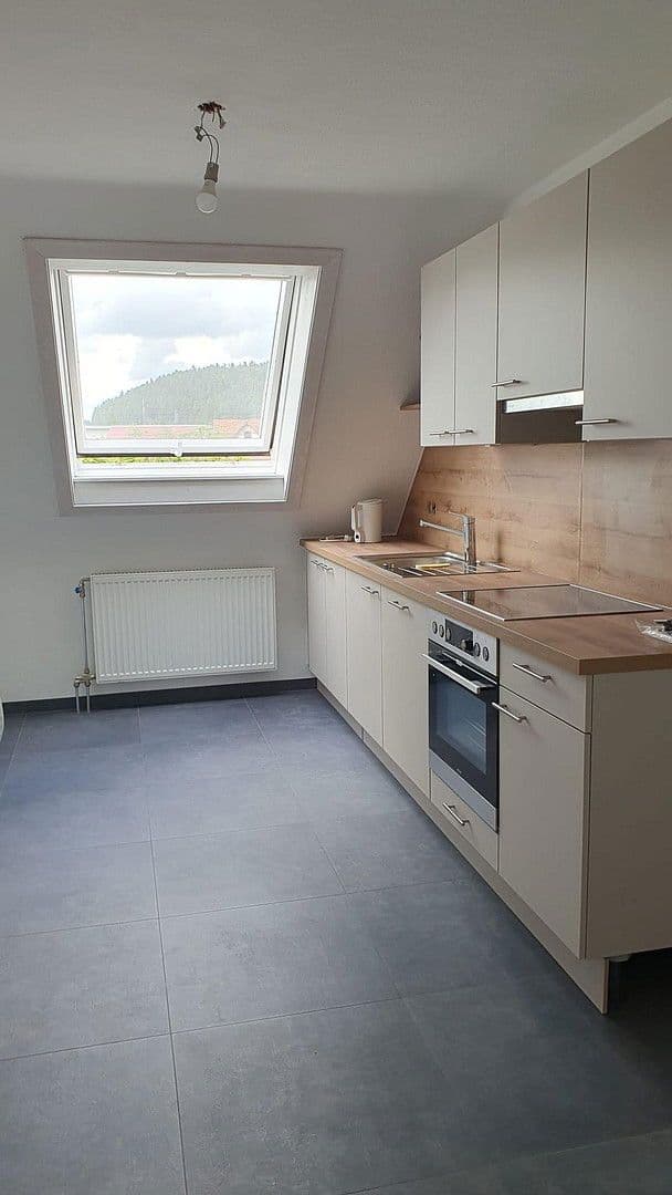 Pronájem bytu 3+1 78 m², Niedereschach, Bádensko-Württembersko Pronájem bytu 3+1 78 m², Niedereschach, Bádensko-Württembersko