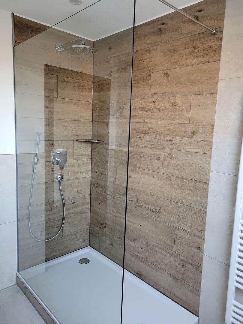 Pronájem bytu 3+1 78 m², Niedereschach, Bádensko-Württembersko Pronájem bytu 3+1 78 m², Niedereschach, Bádensko-Württembersko