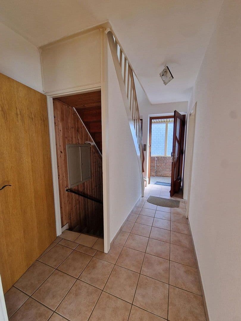 Pronájem domu 115 m², pozemek 650 m², Düren, Severní Porýní-Vestfálsko Pronájem domu 115 m², pozemek 650 m², Düren, Severní Porýní-Vestfálsko