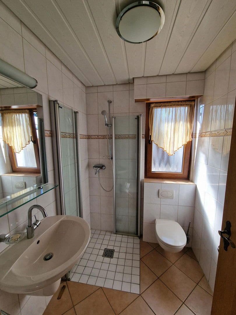 Pronájem domu 115 m², pozemek 650 m², Düren, Severní Porýní-Vestfálsko Pronájem domu 115 m², pozemek 650 m², Düren, Severní Porýní-Vestfálsko