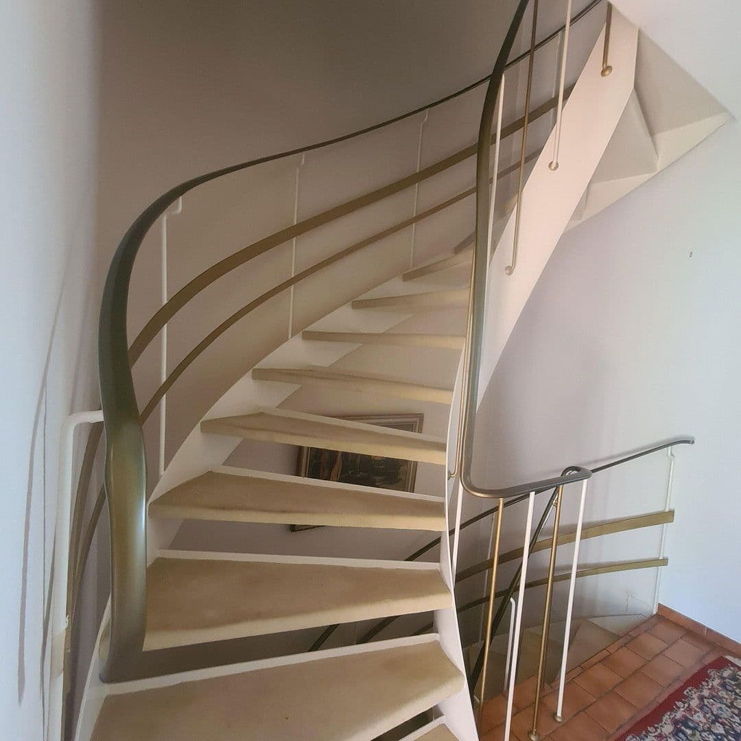 Prodej domu 106 m², pozemek 160 m², Dinkelsbühlerstr.29, Reutlingen, Bádensko-Württembersko Prodej domu 106 m², pozemek 160 m², Dinkelsbühlerstr.29, Reutlingen, Bádensko-Württembersko