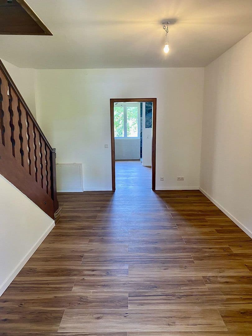 Prodej domu 170 m², pozemek 444 m², Schwarzmattstr. 1, Badenweiler, Bádensko-Württembersko Prodej domu 170 m², pozemek 444 m², Schwarzmattstr. 1, Badenweiler, Bádensko-Württembersko